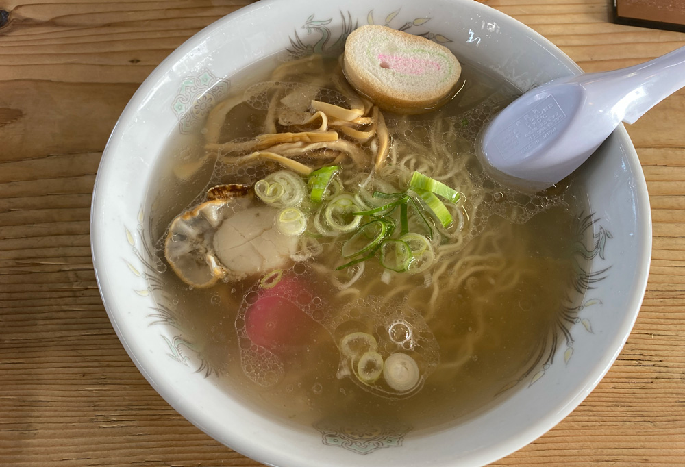 間宮堂の塩帆立ラーメン(北海道稚内市)