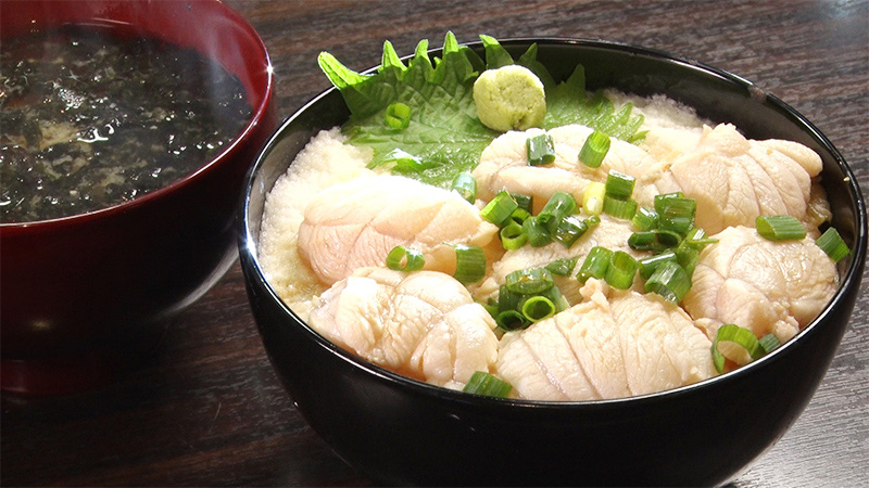 朝市さかばの輪島ふぐ丼